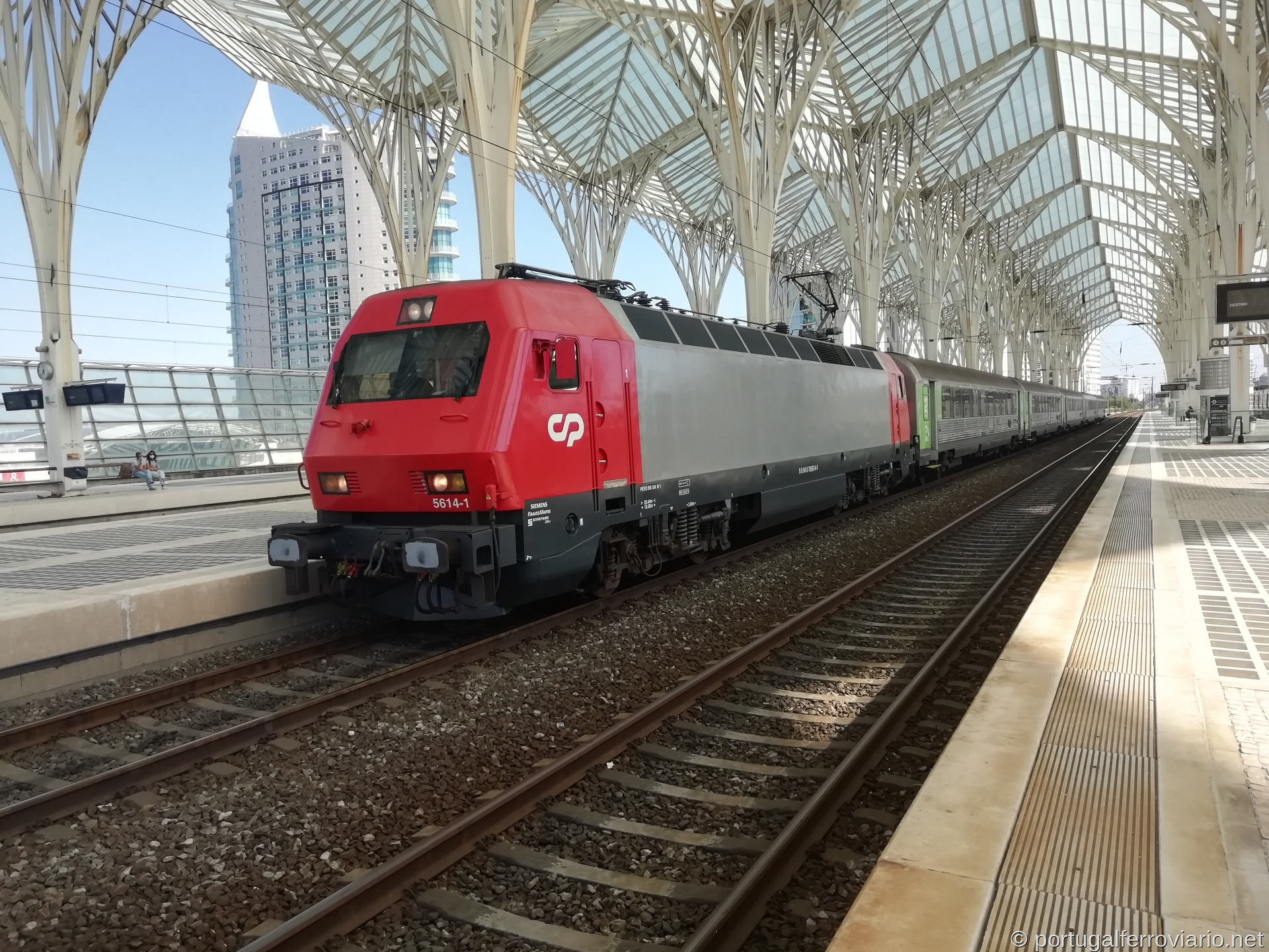 Locomotiva 5614 @ Gare do Oriente