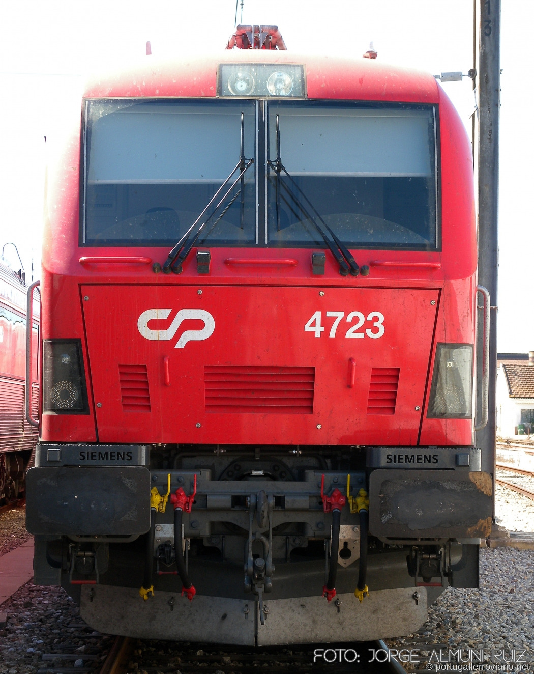 4723