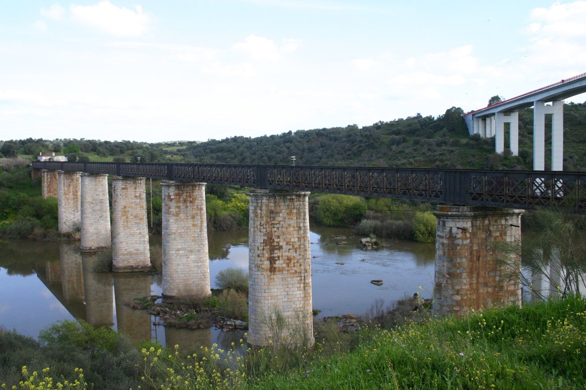 Fotografia tirada a partir da margem Norte