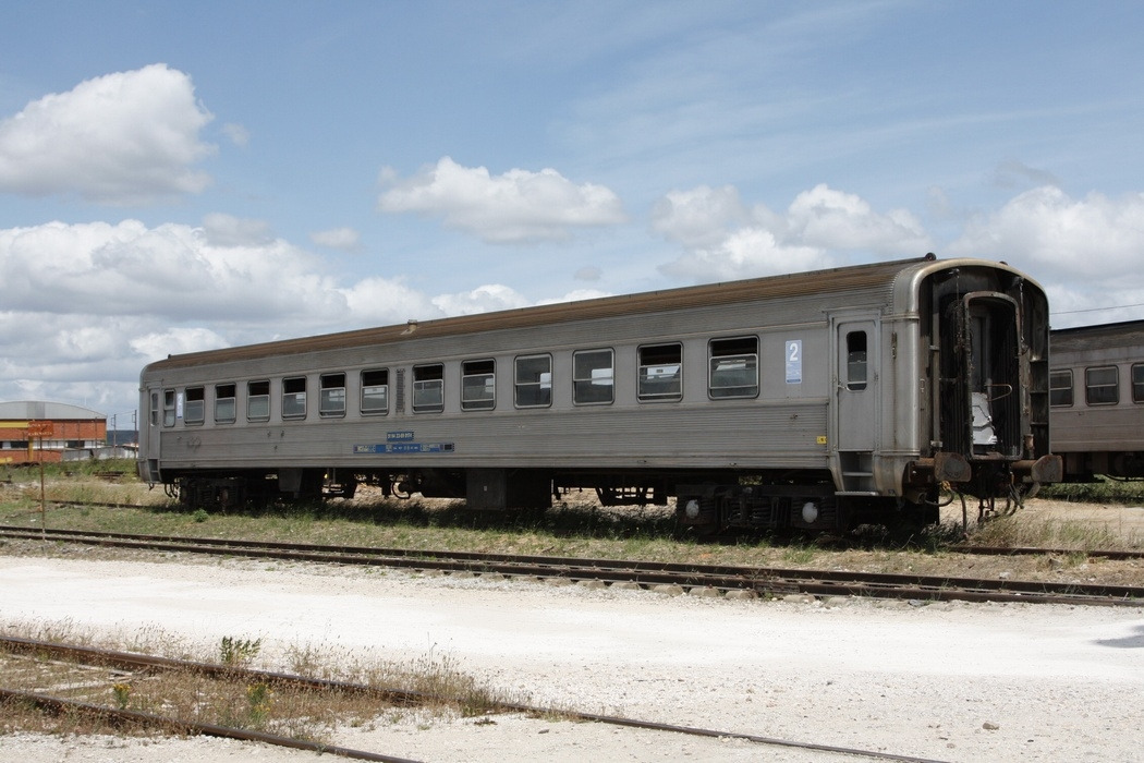 22-69 017 no Entroncamento em 2012