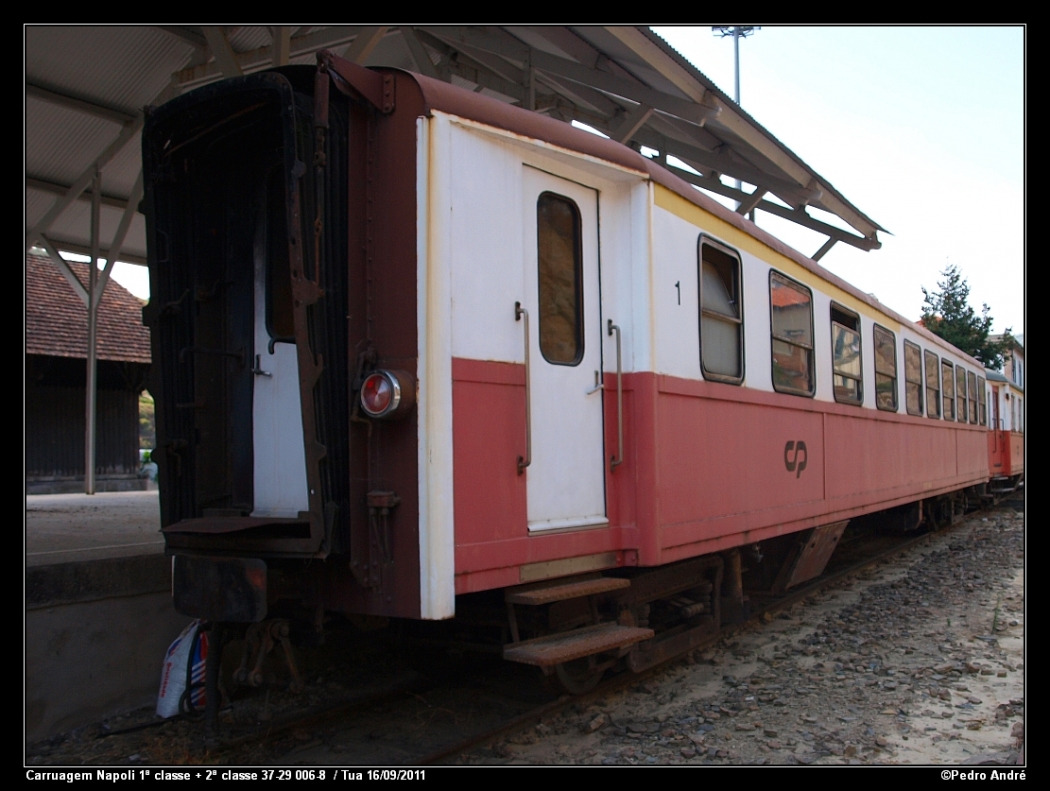 Carruagem Napoli 1ª classe + 2ª classe 37-29 006-8