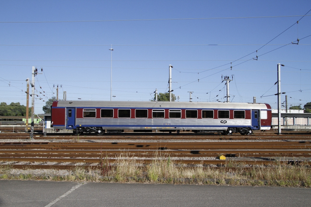 89-97 001 Exterior - Contumil