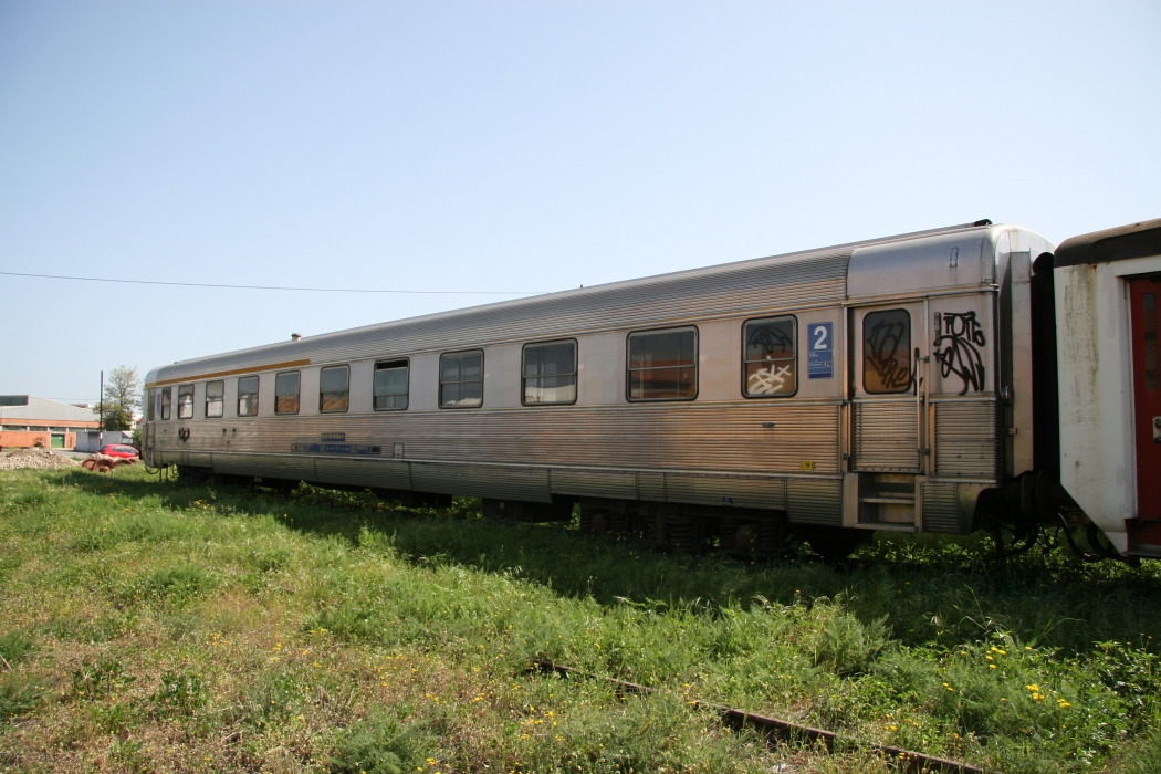 39-20 004 Exterior