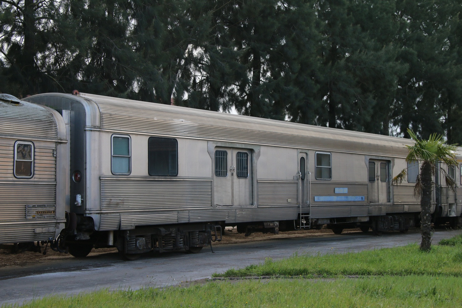 92-69 012