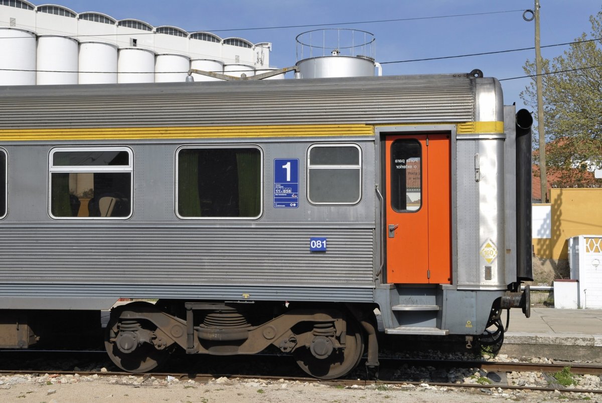 Série 85-74 100