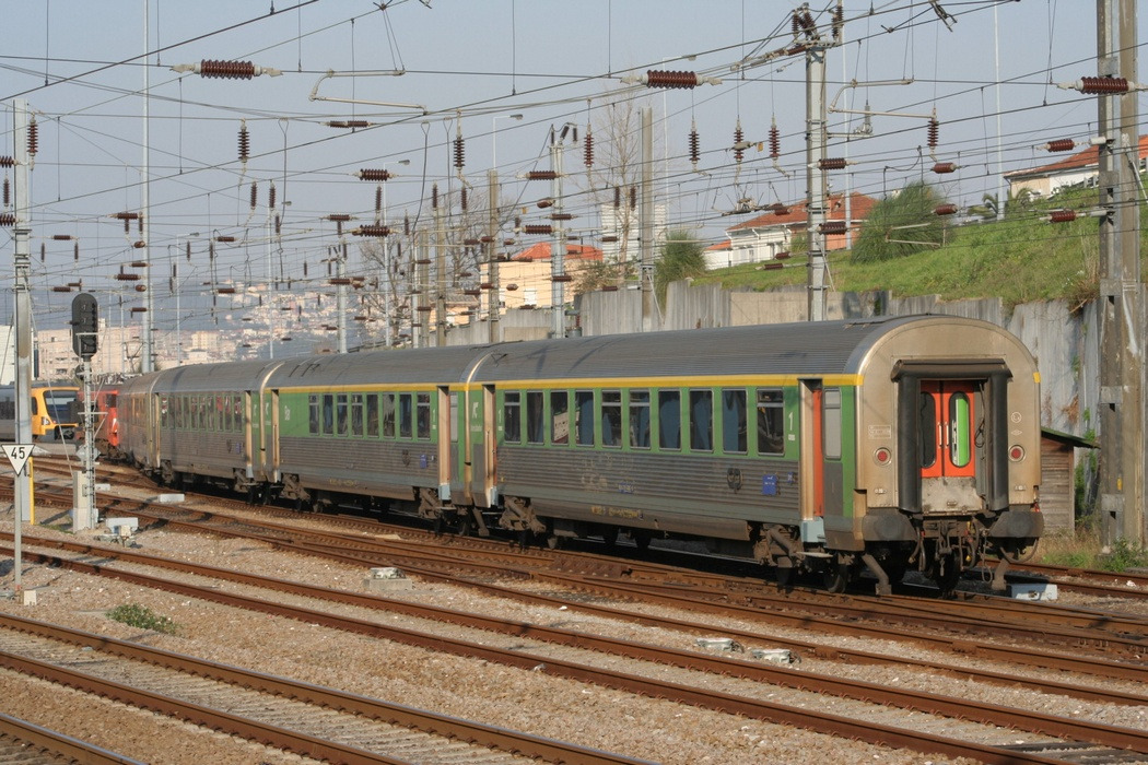Ainda 19-74 003