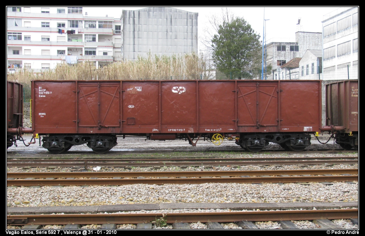 Vagão Ealos, Série 592.7, Valença @ 31012010 (01)