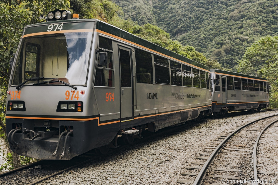 974