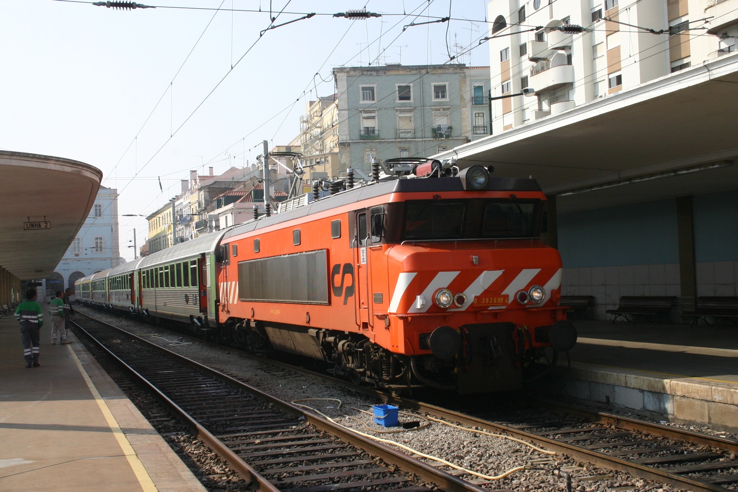 2609 em Santa Apolónia