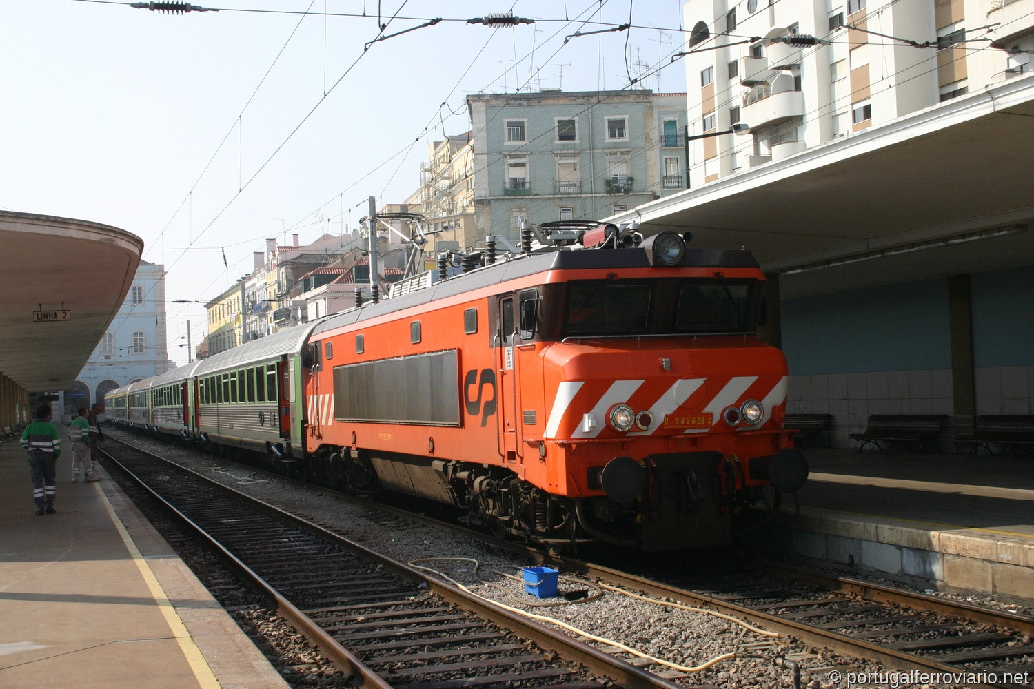 2609 em Santa Apolónia
