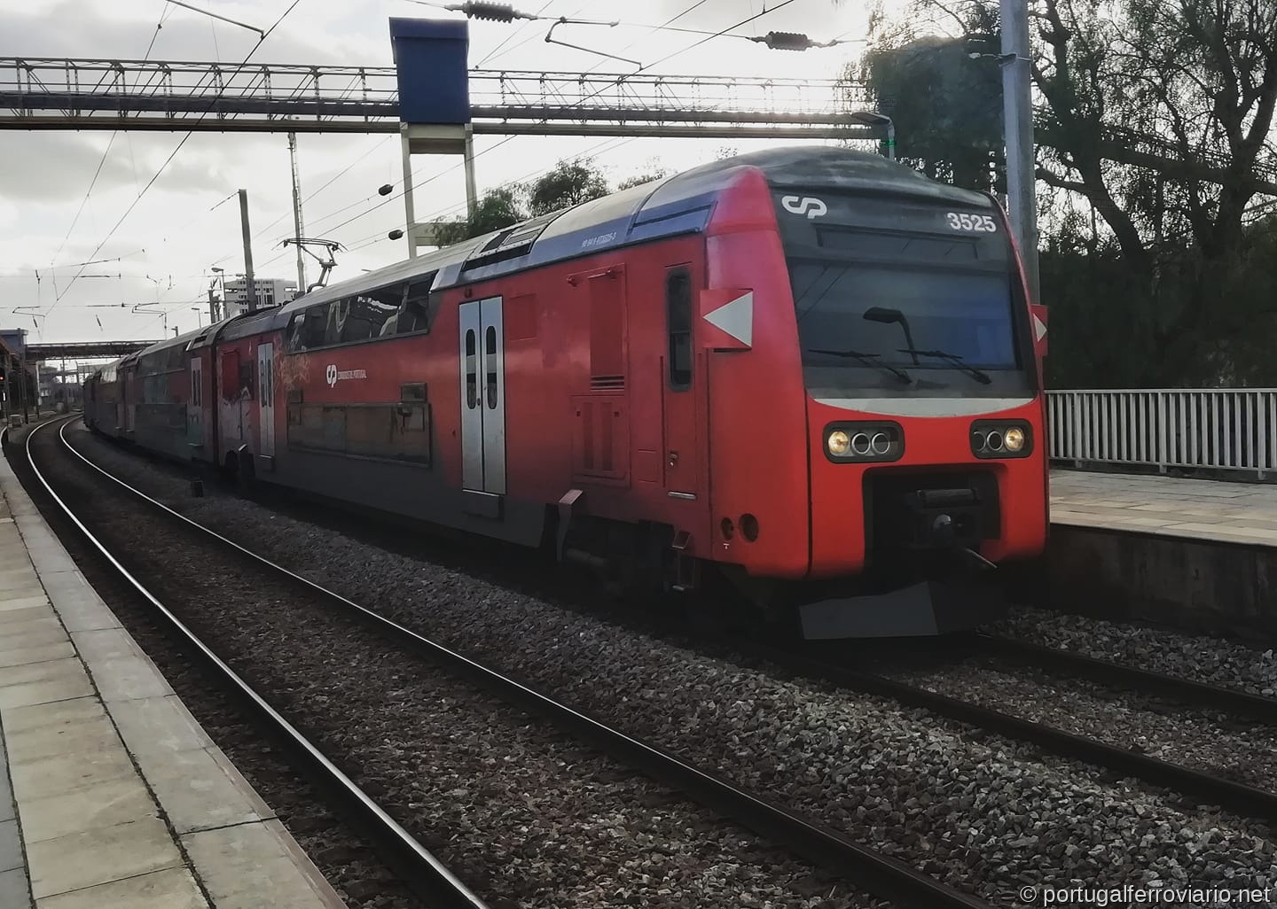 UQE 3525 em Alhandra