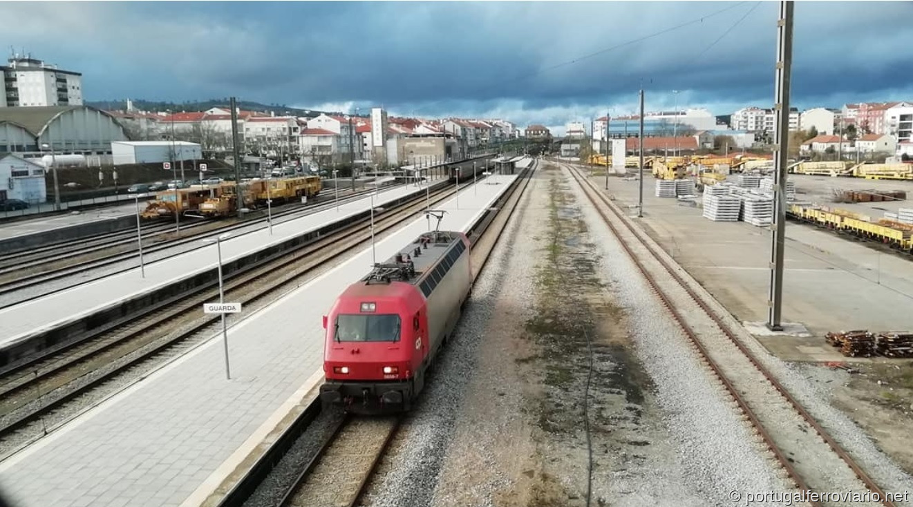 Locomotiva 5606 na Guarda