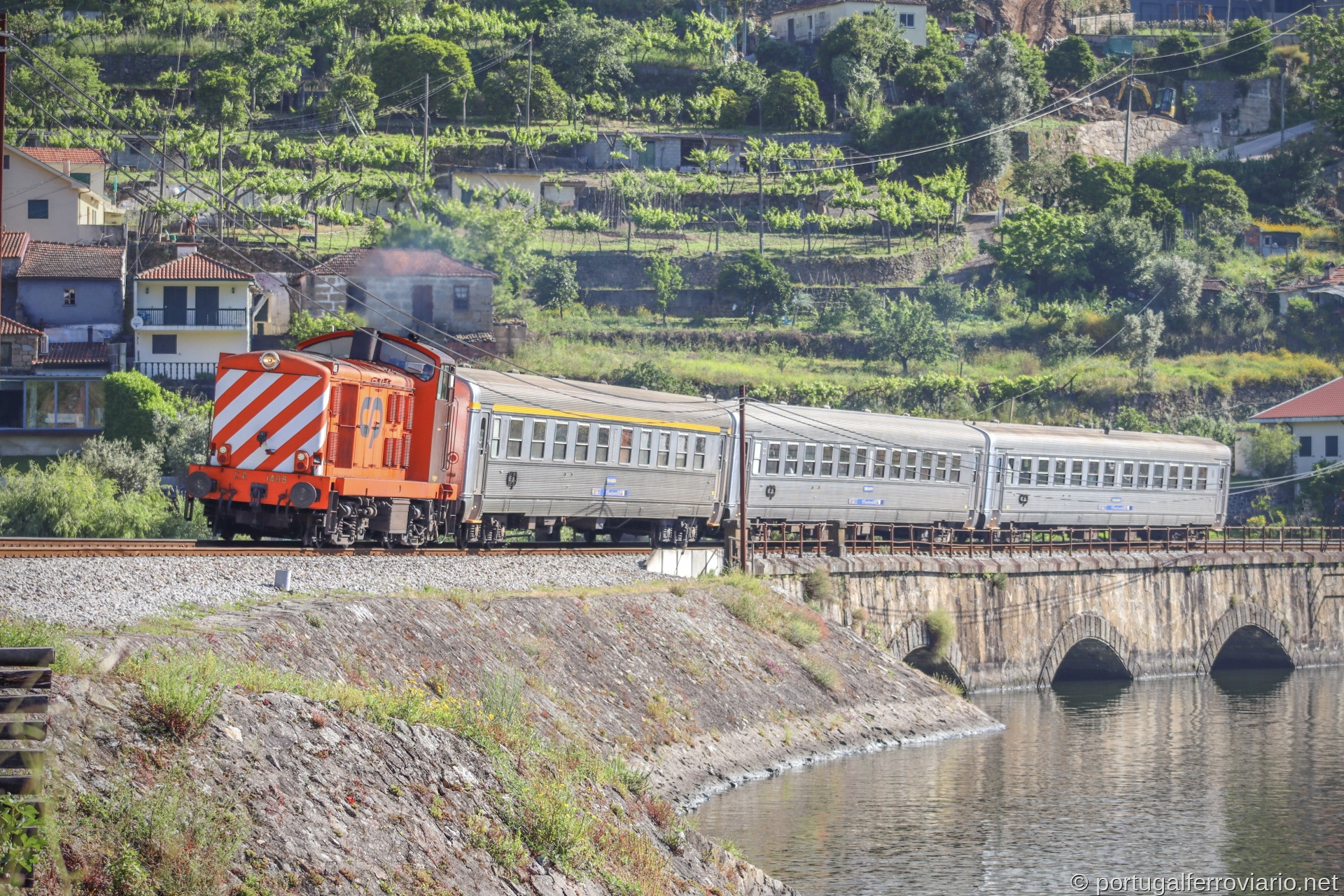 CP 1408 - carruagens Sorefame