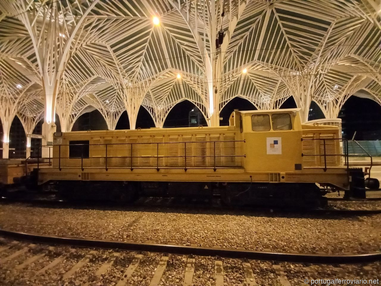 Ferrovias MVLM10 (ex-CP 1208) @ Lisboa-Oriente
