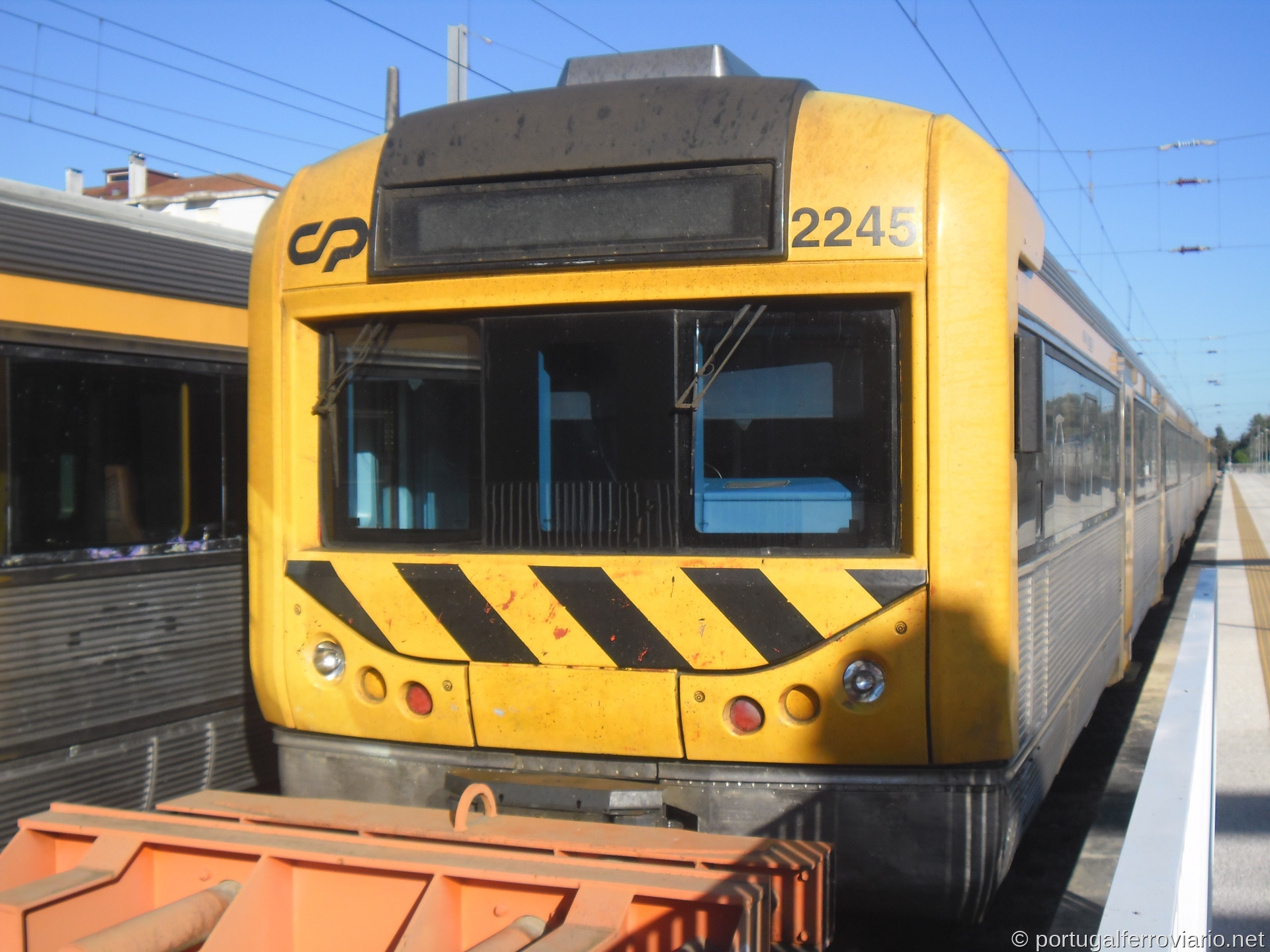 Automotora 2245