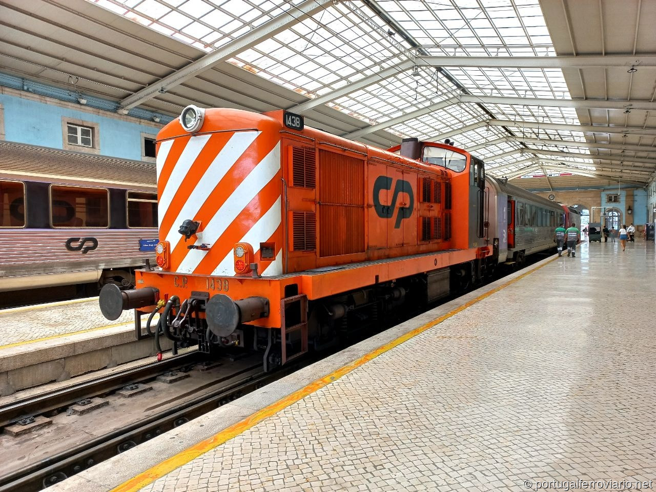 CP 1438 @ Lisboa-Santa Apolónia