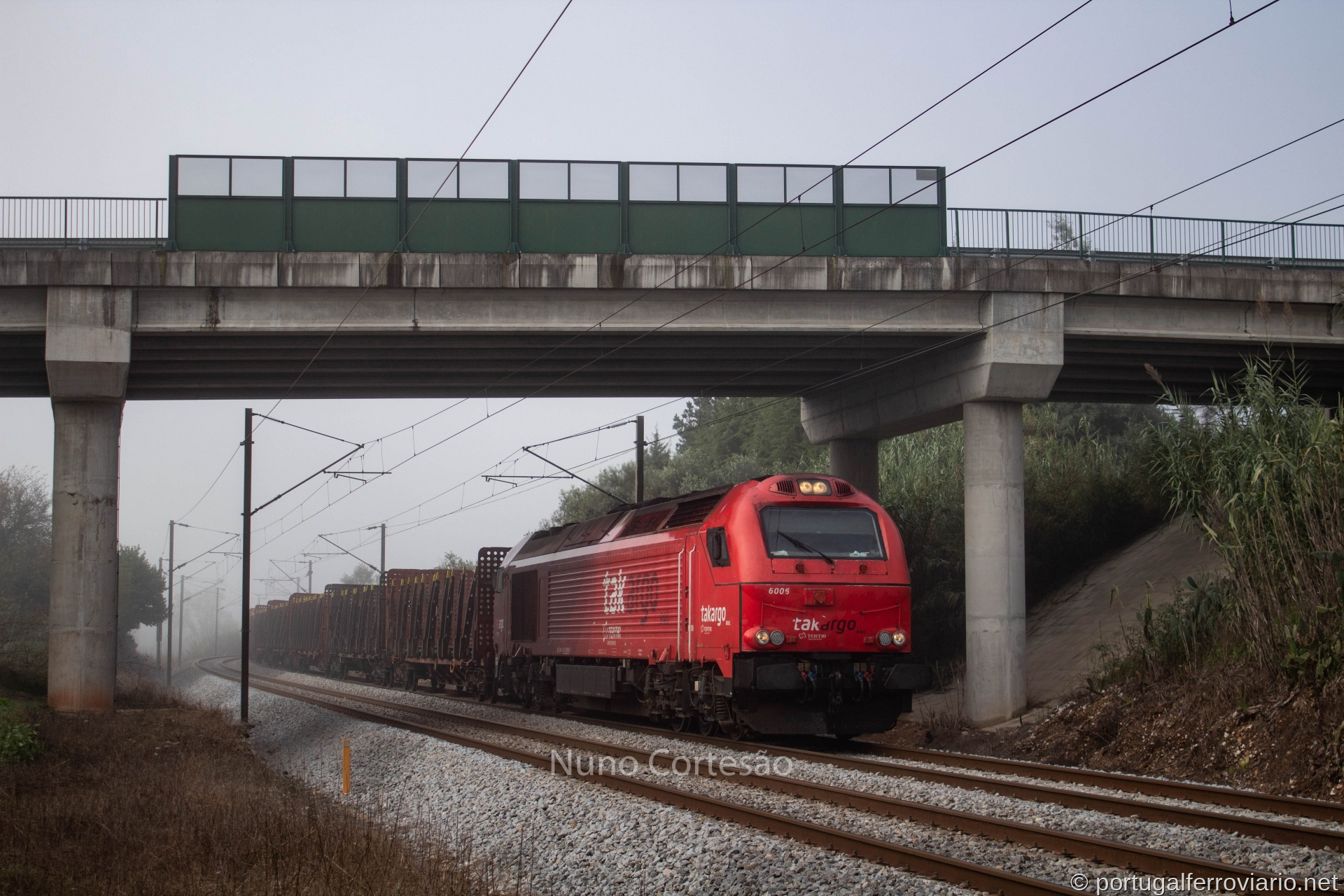 Takargo 6005 | Internacional 48896 | Reveles