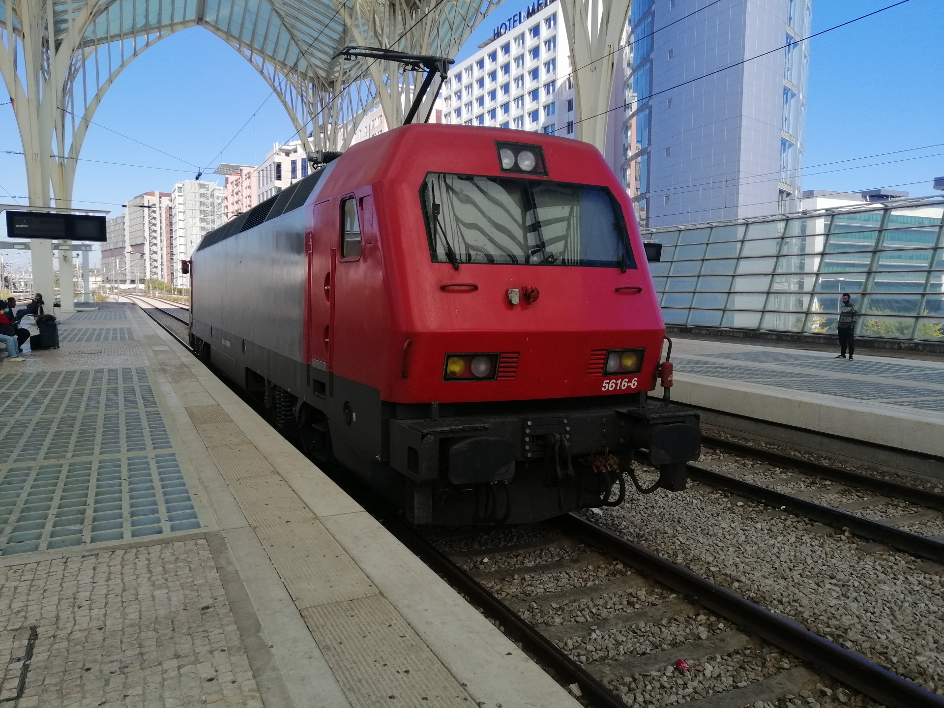 5616 Oriente