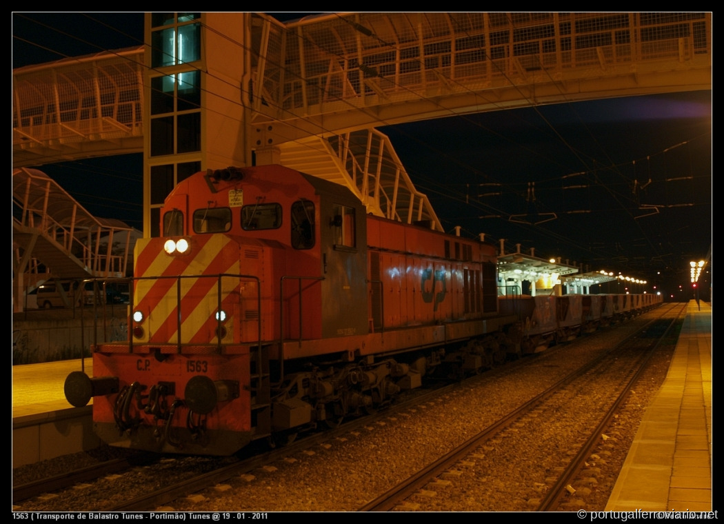 1563 ( Transporte de Balastro Tunes - Portimão) Tu