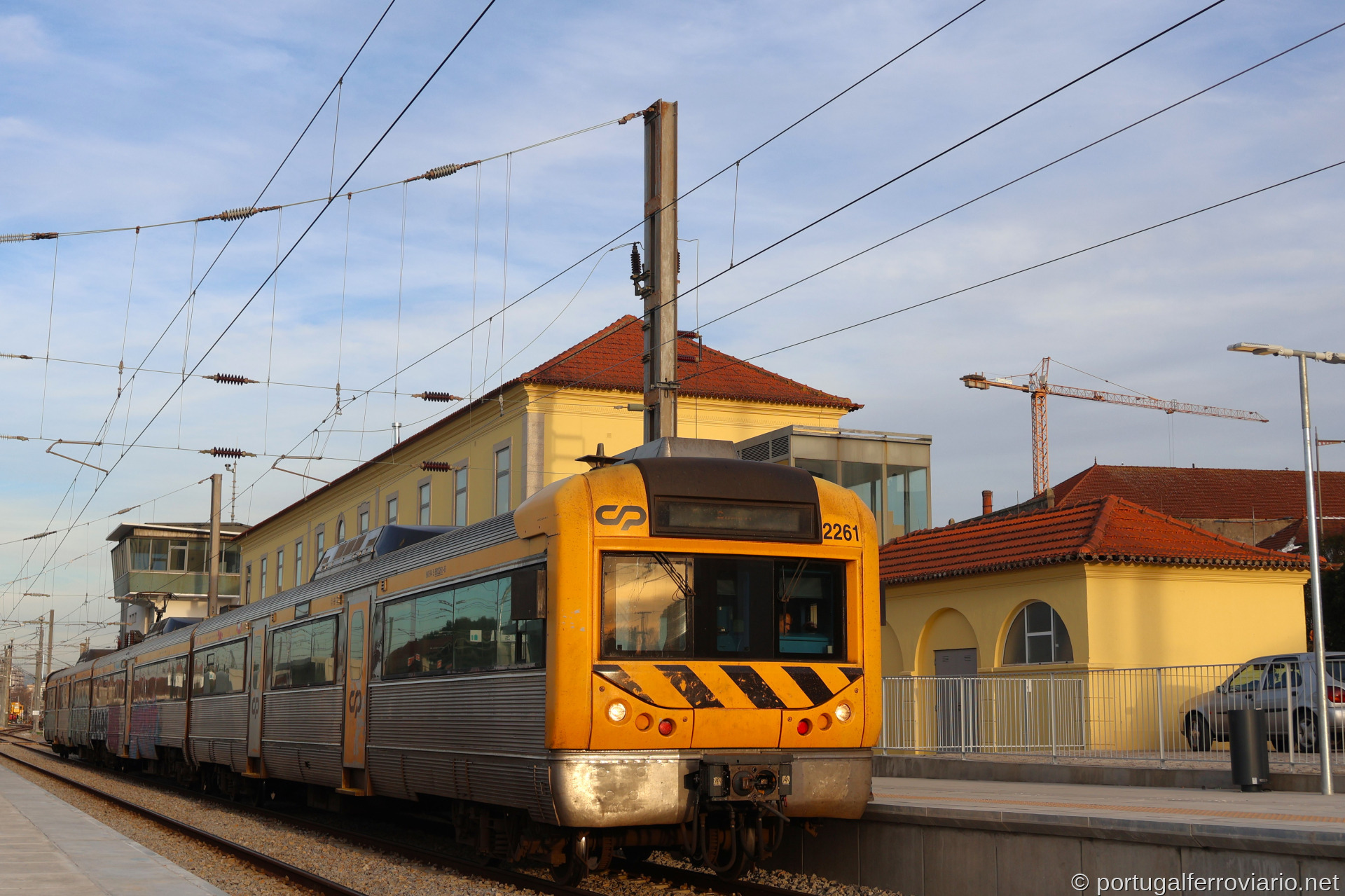 UTE 2261