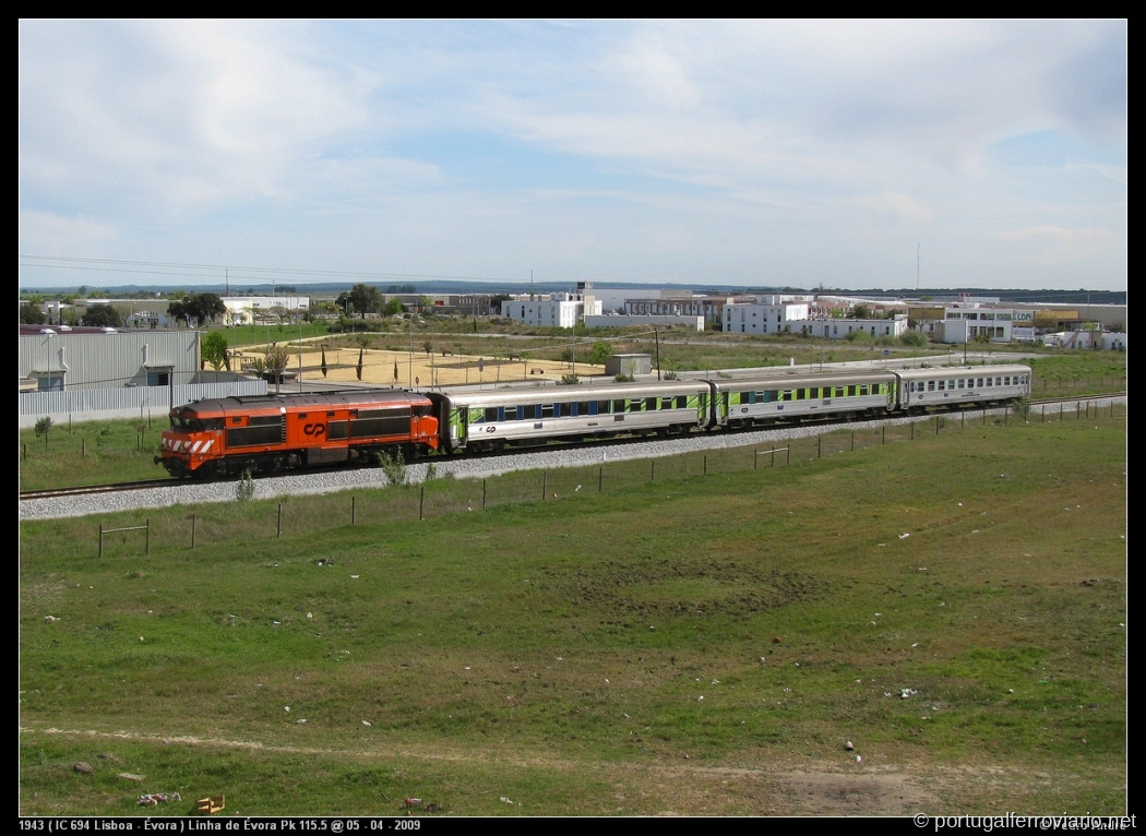 1943 ( IC 694 Lisboa - Évora ) Linha de Évora Pk 1