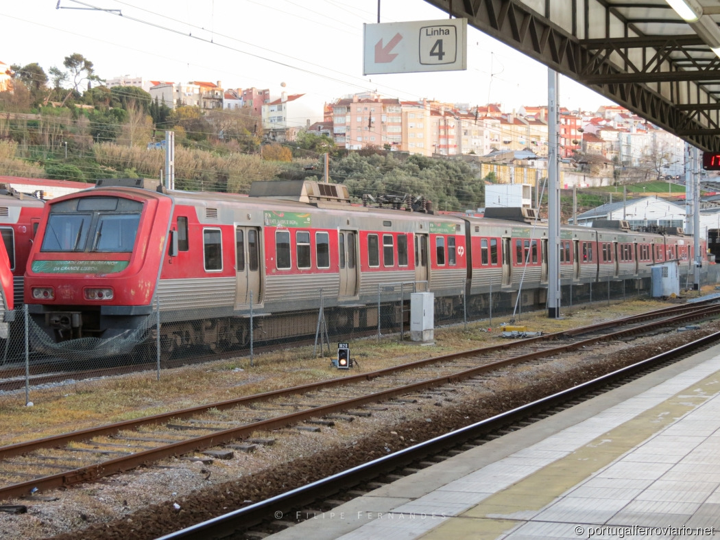 2410 encostada em Campolide