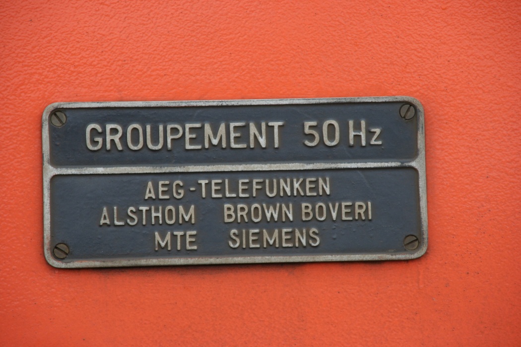 Placa de fabricante da 1ª série.