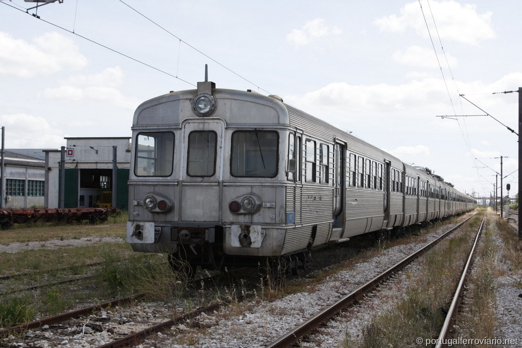 UTE 2057