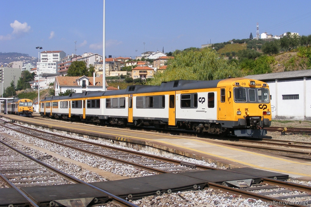 592-038 Régua