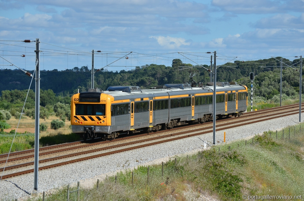 2245 UTE (Paialvo)