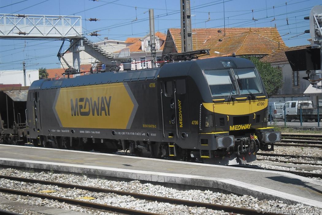 Locomotiva 4706