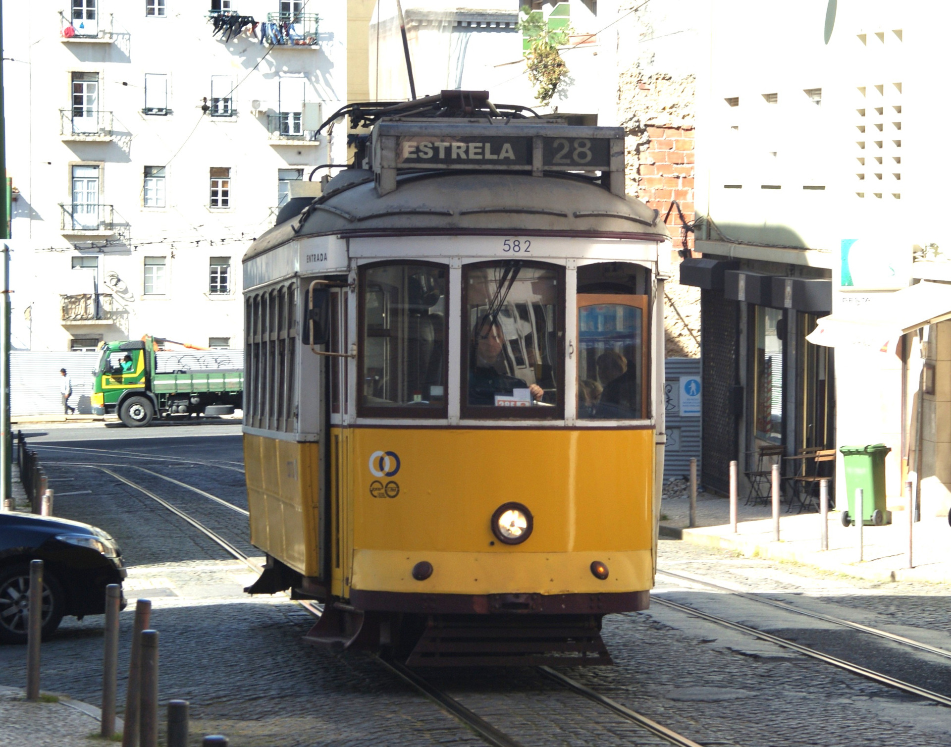 Carris Eléctrico 582, Carreira 28, Lisboa, 08/03/2016