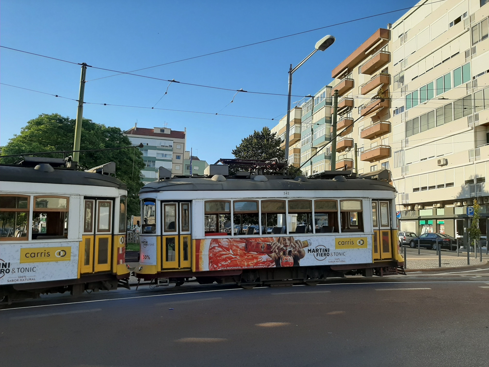 542 @ Prazeres Campo de Ourique, 02 setembro 2020, carreira nr. 28, habitualmente com muitos turistas, agora vazio devido à pandemia.