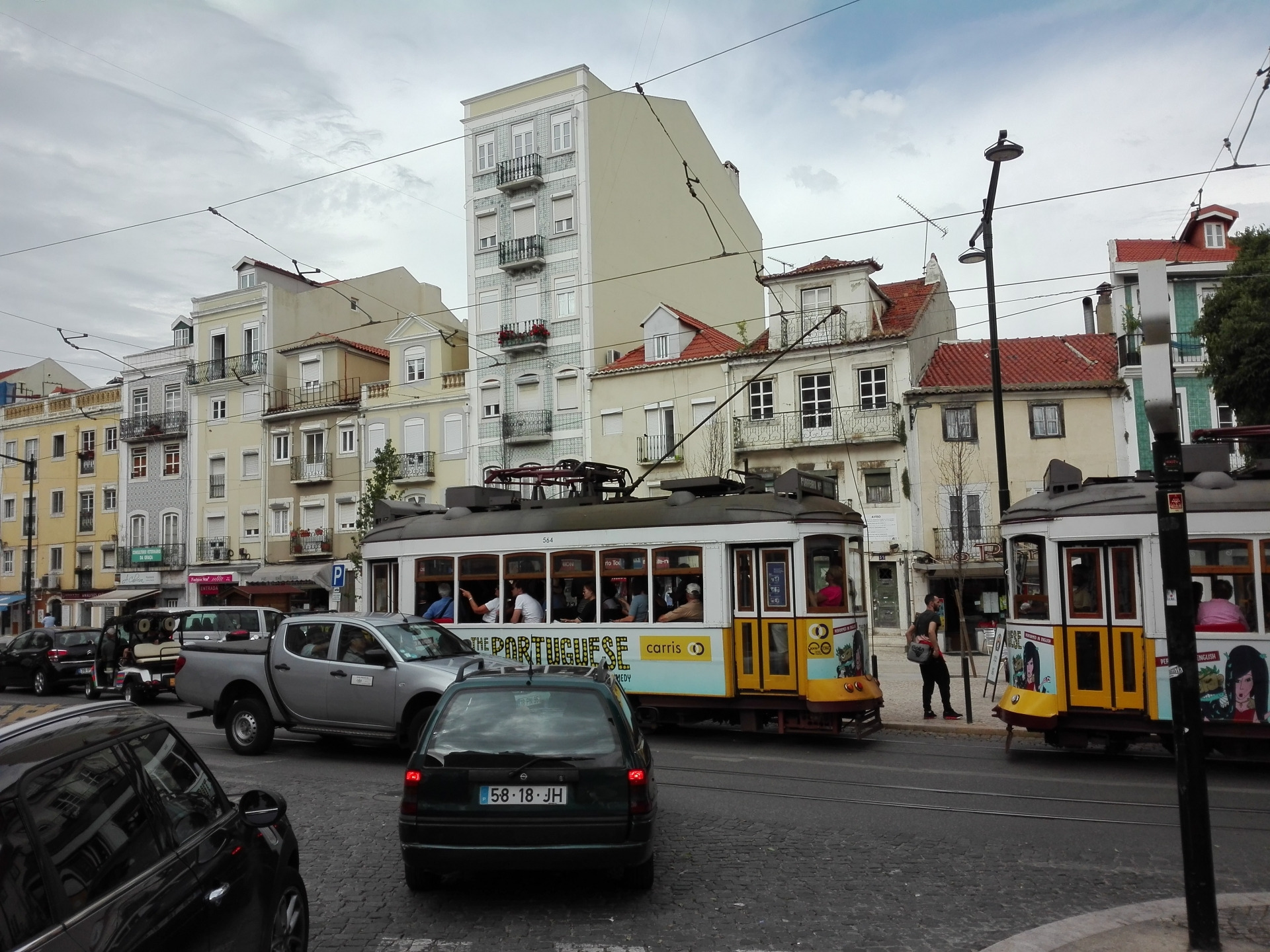 CCFL 564 @ Largo da Graça, Carreira 28, no dia 21/06/2018