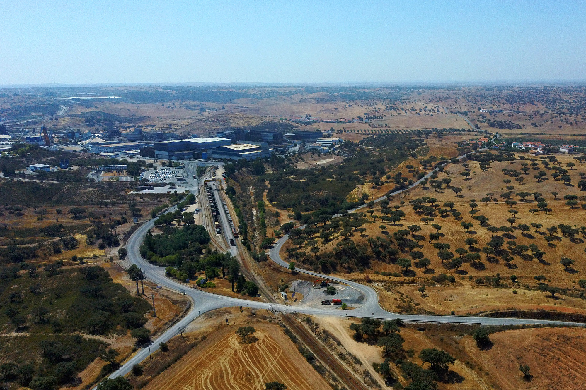 Vista aérea do terminal da Somincor, em Neves Corvo