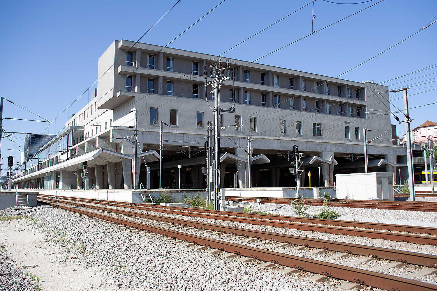 Terminal Minho e Douro da estação de Campanhã
